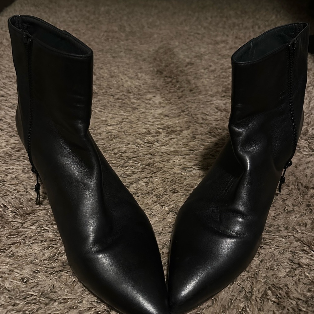 Elegant Black Ankle Boots